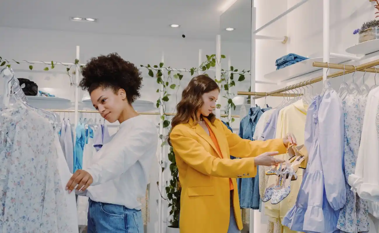 Abbigliamento con grafiche personalizzate a Treviso: guida operativa con Erreti S.R.L.