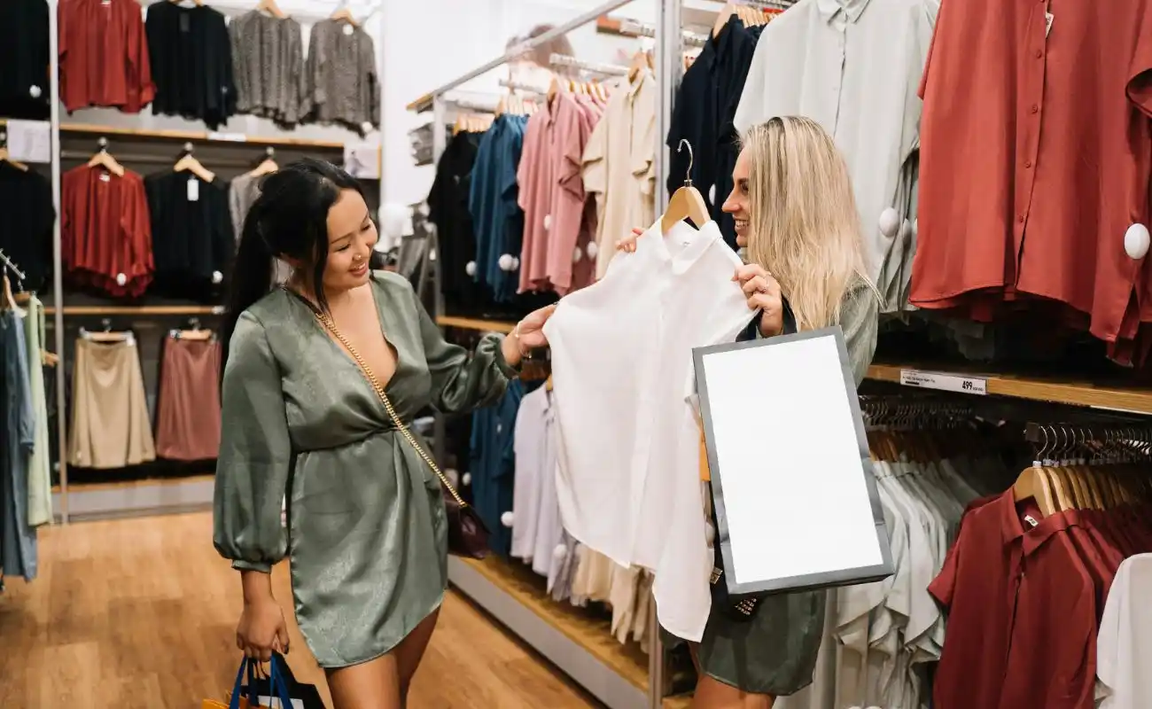 Outfit donna casual a Solesino: guida OFYP per look essenziali e ripetibili