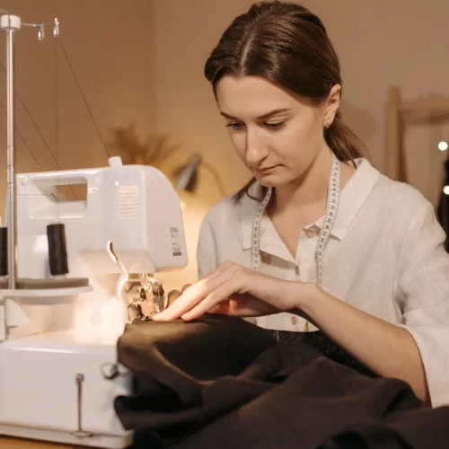 Abiti da sposa ricamati a mano nel cuore di Milano: guida all’Atelier Daniela De Souza