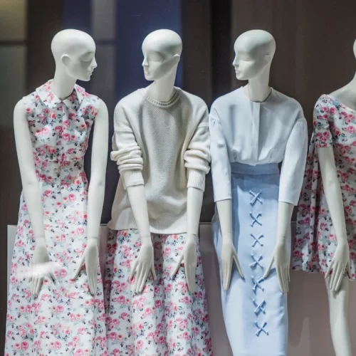 Come scegliere una boutique specializzata in abbigliamento donna a Roma Nord: criteri e servizi utili